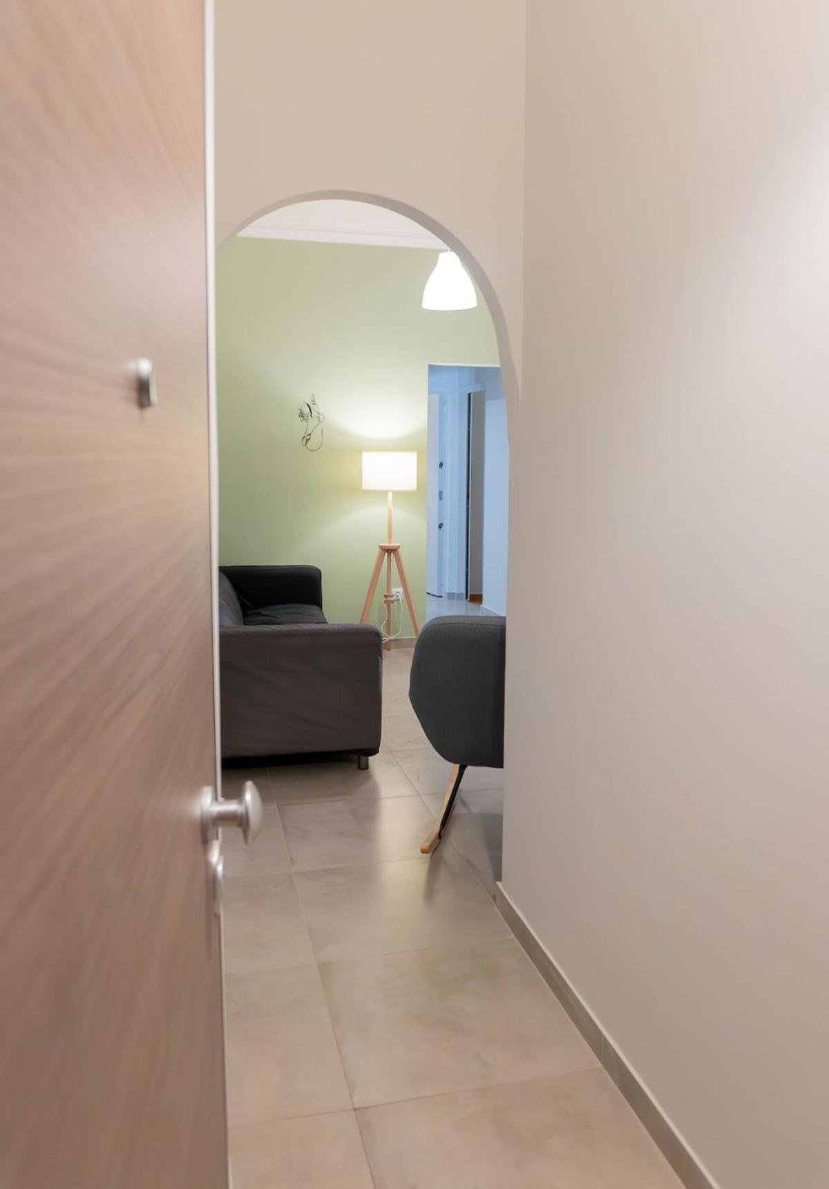 50 Steps Metro Kato Patisia Renovated Athens Apt Εξωτερικό φωτογραφία